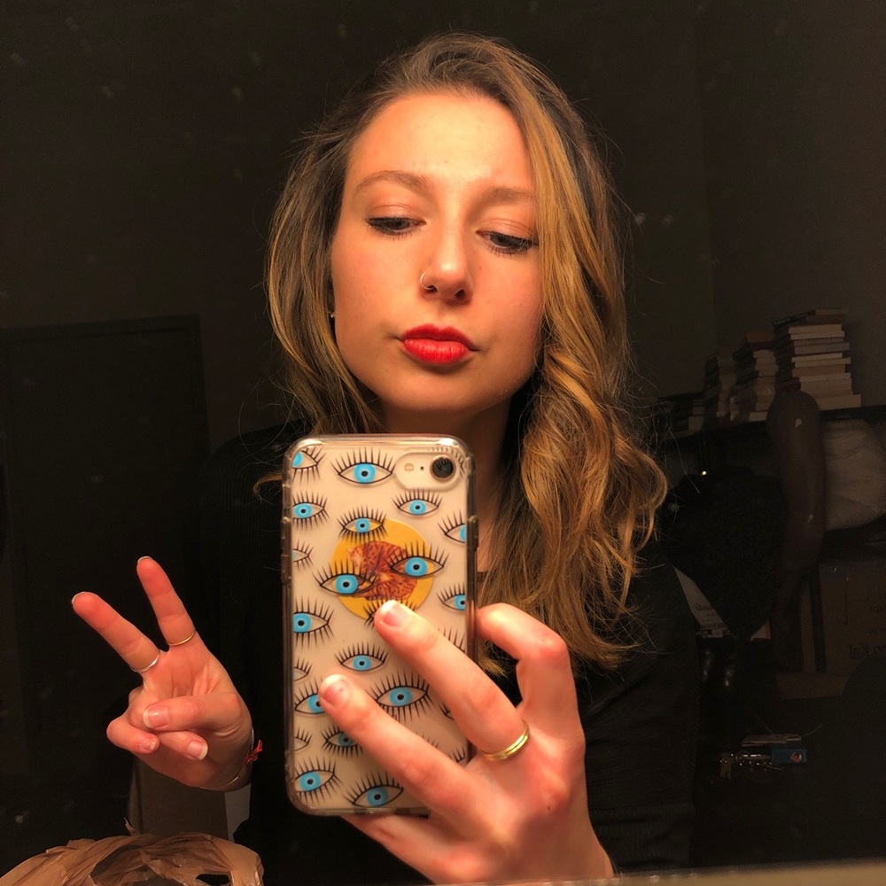 Meet your Posher, Clara